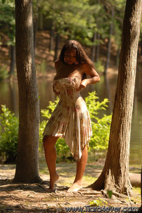 Tiara Harris : пышность лесной феи