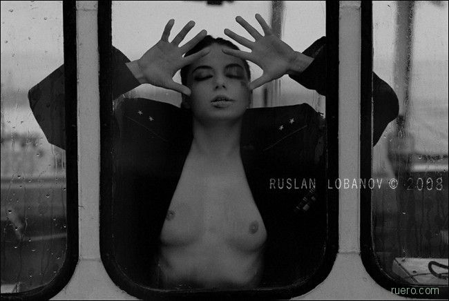 Руслан Лобанов : стильная эротика