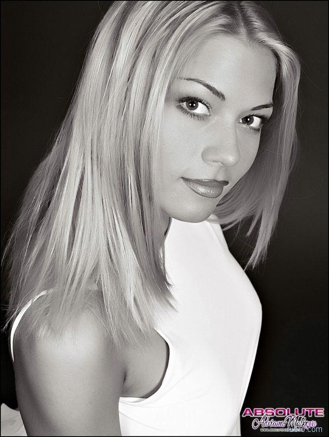 Adriana Malkova роскошная блондинка