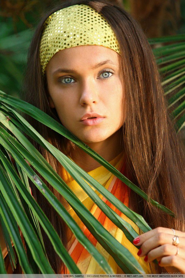 Chantelle : молодость под пальмами