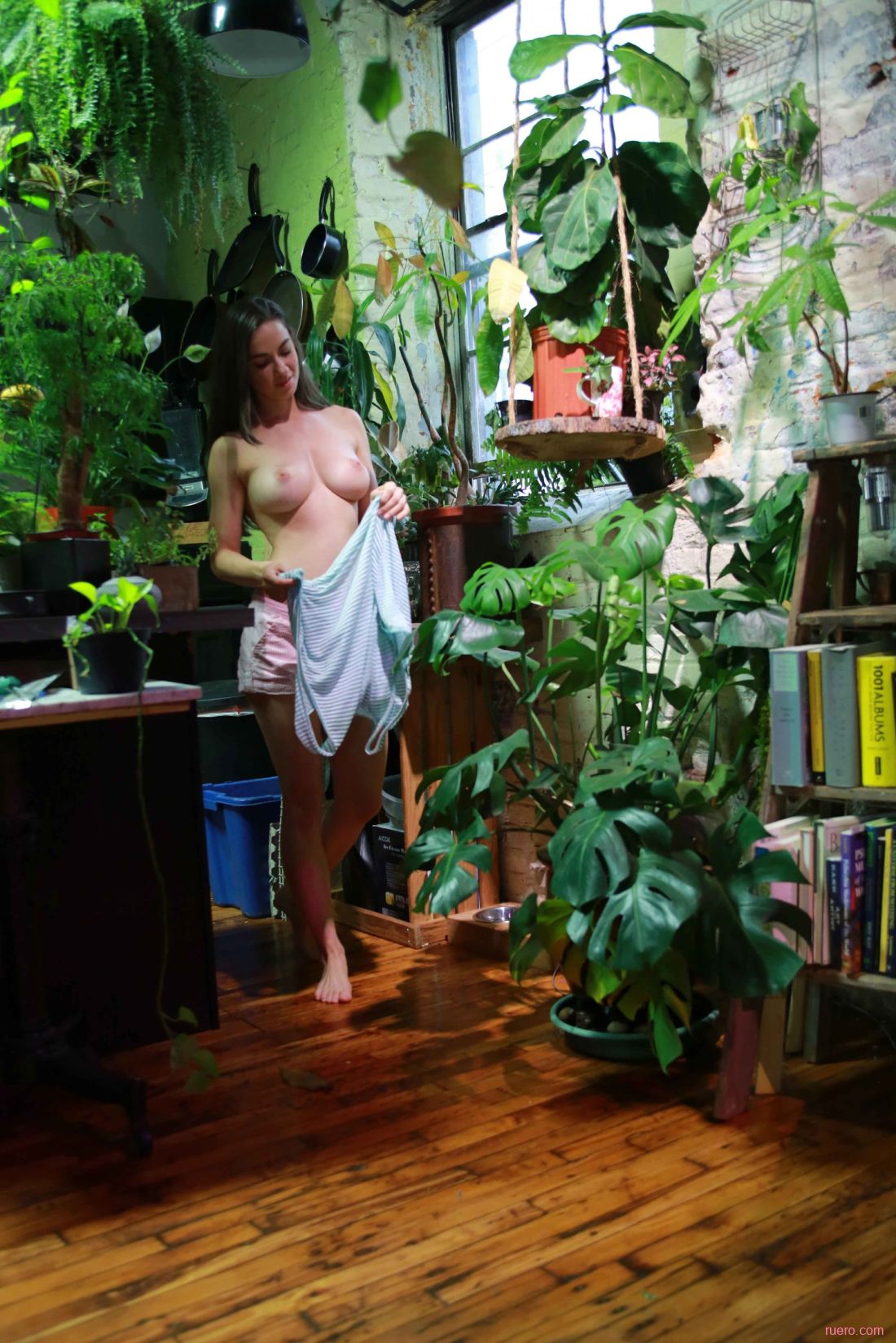 Jewels : домашняя оранжерея