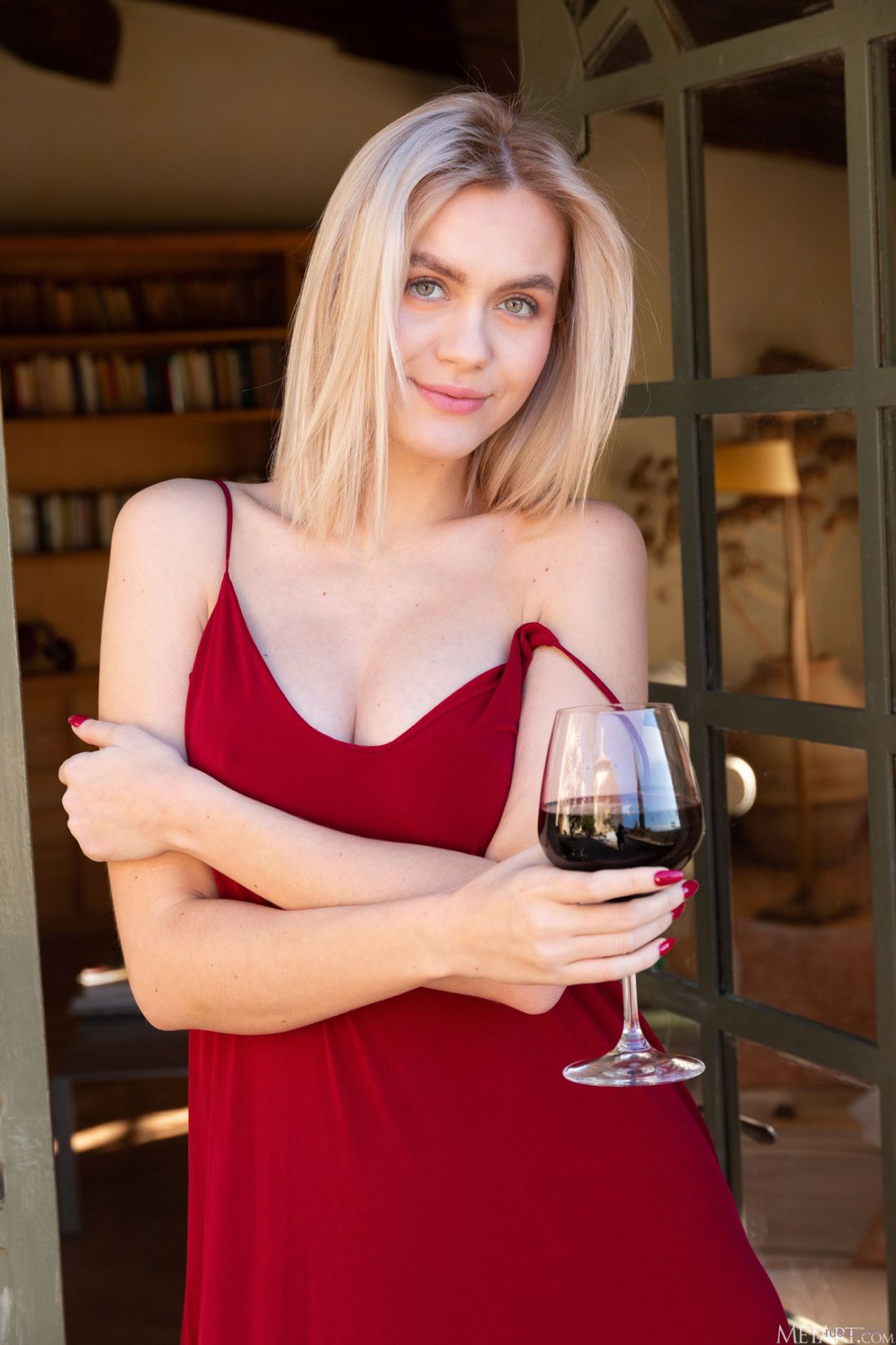 Lana Lane : красное вино