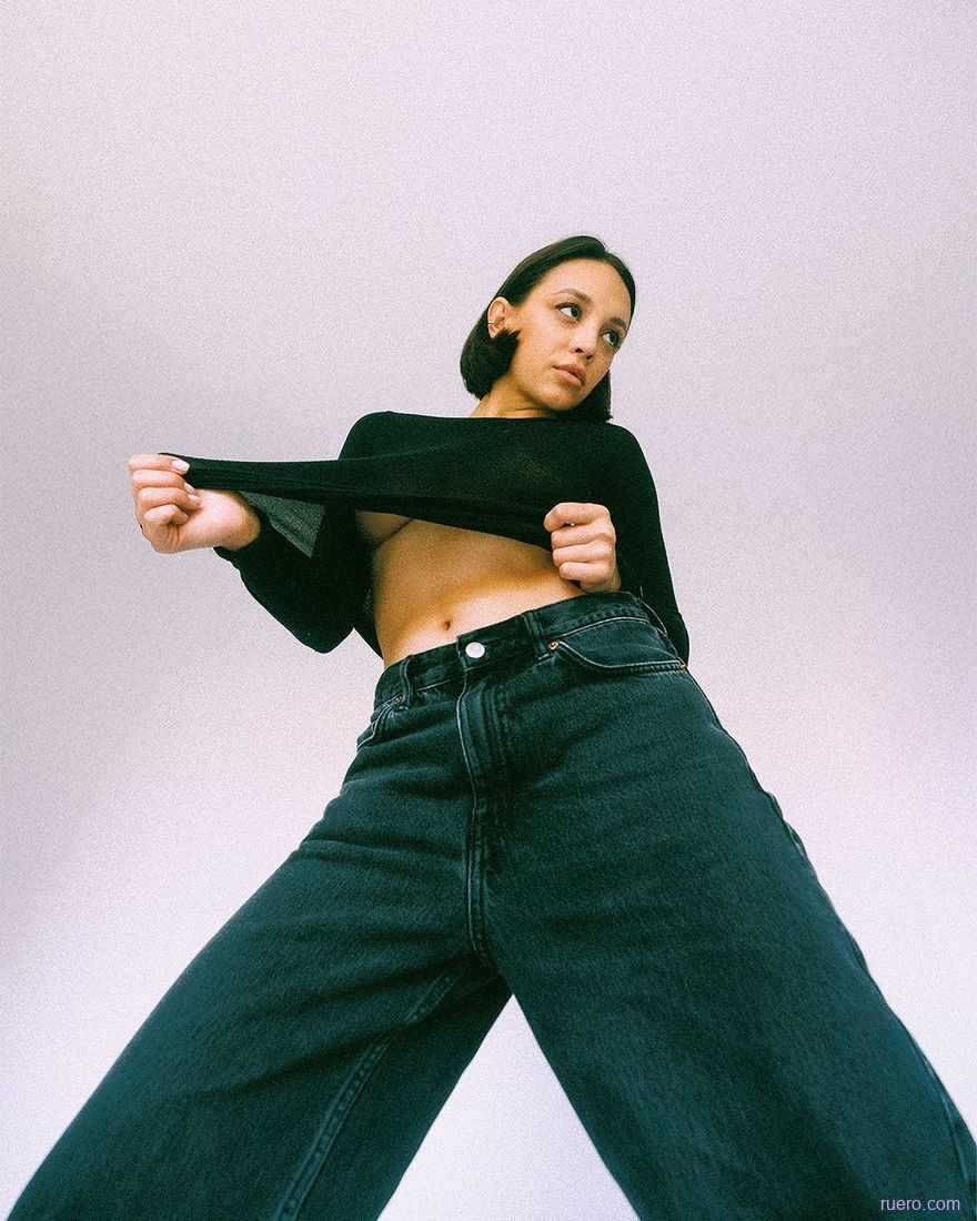 Olivia Linz : студийные этюды