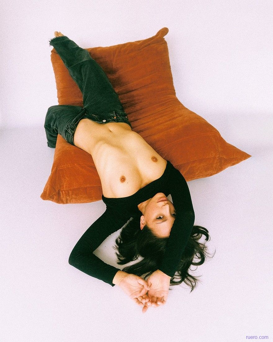 Olivia Linz : студийные этюды