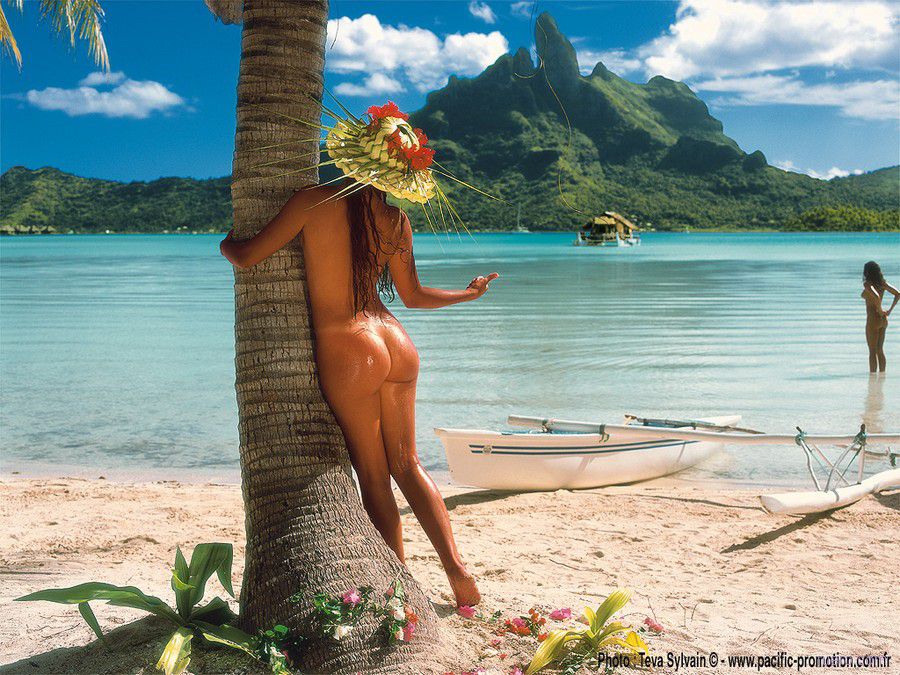 Girl Hawaiian Tropic Models